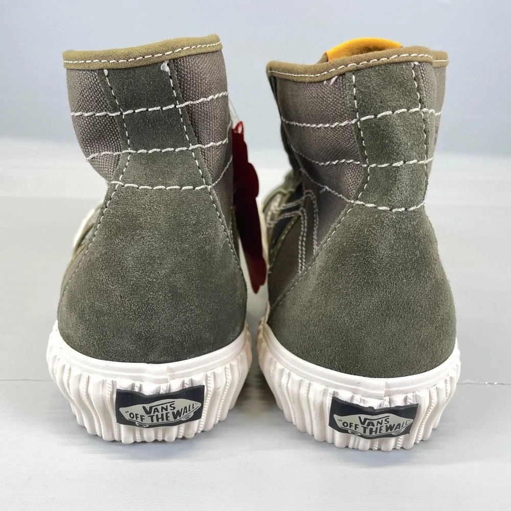 VANS Sk8-Hi Gym Issue World Code Shoes Mens Size 8.5 Green Suede Casual Sneakers